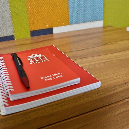 Zen Rooms Kuta Tuban Suites Екстериор снимка