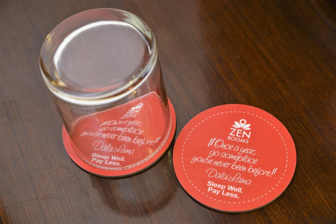 Zen Rooms Kuta Tuban Suites Екстериор снимка