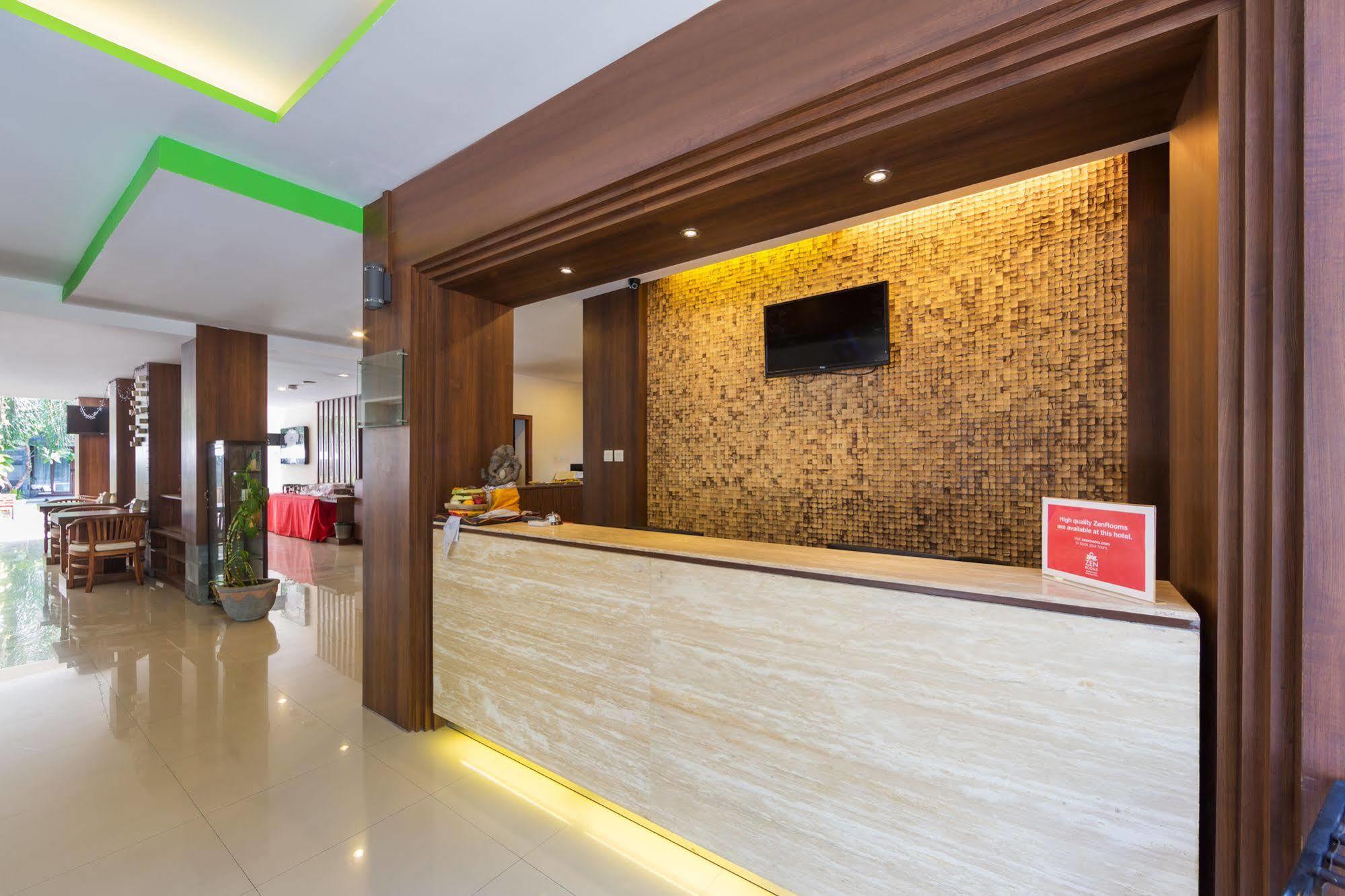 Zen Rooms Kuta Tuban Suites Екстериор снимка